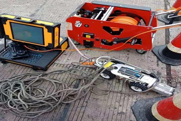 东安CCTV管道检测机器人